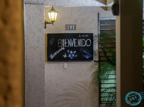 Mochila & Art Hostal