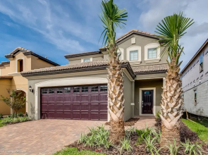 5 Bed 5 Ba Villa with Game Room, Pool & Spa