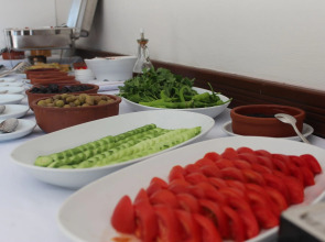 Oya Boutique Hotel & Suites