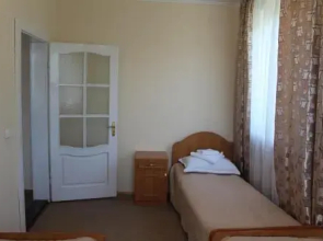 Hotel Yasinya
