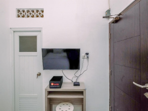Compact Studio For 1 Pax At Banyo Raya A25 Guesthouse