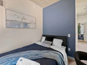 Luxury 3 Bed 3 Bath High Rise With Gym Amenities
