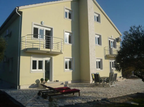 Apartments Gornje Starine