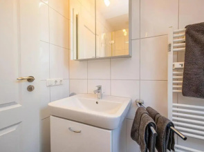 Wohnung 16 im 2 OG Haus Stranddistel, moderne Ferienwohnung fur 4 Personen in Zingst