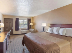 SureStay Hotel by Best Western Summersville