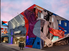 The Kinney - Venice Beach