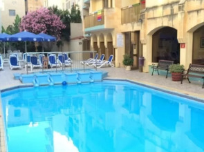 Blue Sea Bugibba Hotel & Apartments