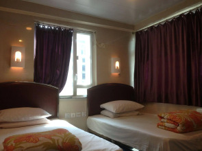 1ST Homestay - HK Taiwan Hostel