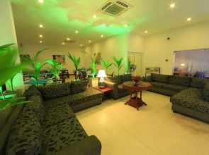 Catamaran Beach Hotel
