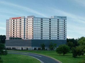 Homewood Suites by Hilton Teaneck Glenpointe