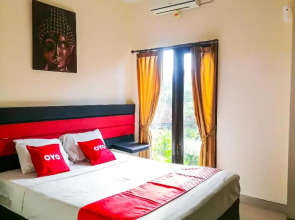 OYO 4012 Ari Beach Inn