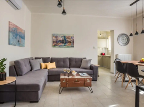 The Lagoon Luxury House