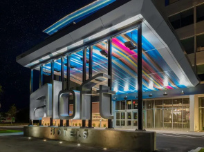Aloft Savannah Airport