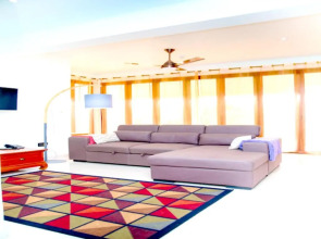 Apartment With one Bedroom in Au Cap, With Wonderful Mountain View, Enclosed Garden and Wifi - 100 m From the Beach