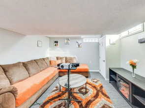 Milwaukee Vacation Rental ~ 7 Mi to Lake Michigan