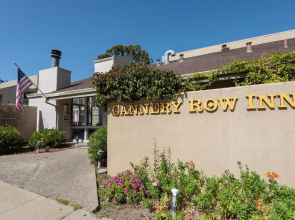 Cannery Row Inn