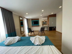 Lynda Hotel - Special Class