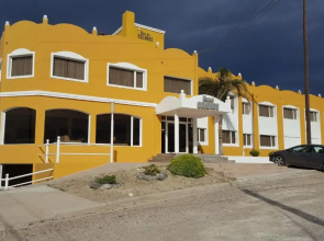 Hotel Colonos