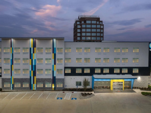 Tru by Hilton North Richland Hills DFW West