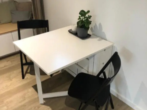 Bezaubernde Gästesuite mit Terrasse im Hinterhof