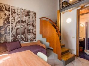 Giardino Giusti House & Court