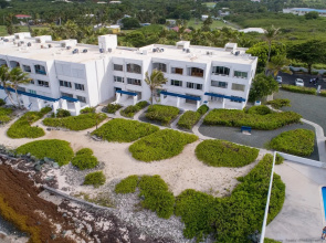 Gorgeous Ocean Views! Welcome to Bella Breeze! BeachFront 2BR 2BA