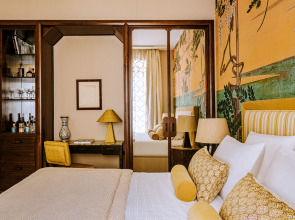 Saint James Paris - Relais & Chateaux