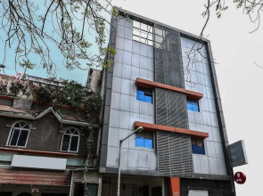 OYO 26219 The Prince Park