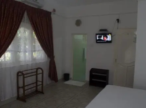 Sethsura Grand Hotel
