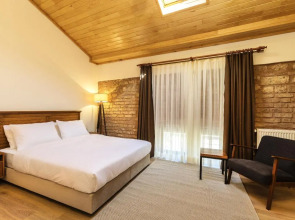 Апарт-отель Raven Suites Old City Istanbul