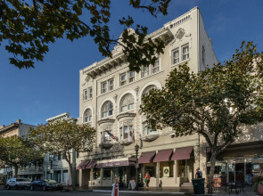 The Monterey Hotel