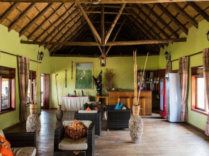 Pakuba Safari Lodge