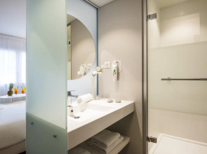 Отель ibis Styles Nice Cap 3000 Airport