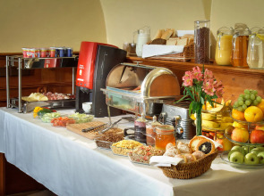 Hostel Little Quarter