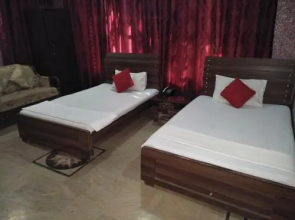 Karachi Motel 1