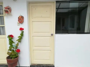 Qente, Hospedaje Familiar