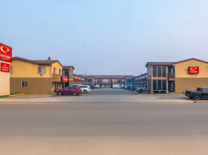 Econo Lodge Inn & Suites