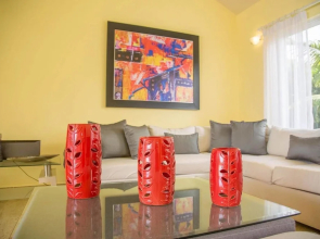 Private Villa! All Bedrooms /w TVs and in Livingroom