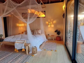Sunset Villa - Luxury Beachfront Villa with Private Pool by Karula Sand Villas