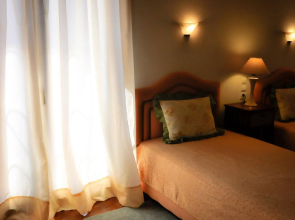 Orsalia Luxury Suites