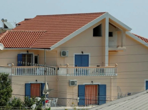 Alkyoni Studios & Apartments
