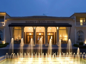 Mabely Grand Hotel