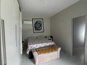 Sobrado - Px JK 5 quartos e 3 suites