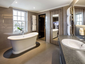 Отель Radisson Blu, London Bond Street