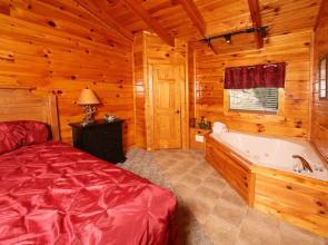 Snow Bear - Two Bedroom Cabin