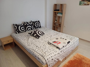 Bulhotel house with garden