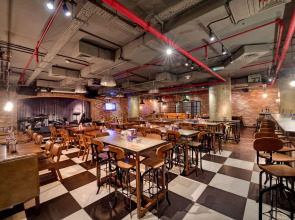 Majestic City Retreat Hotel