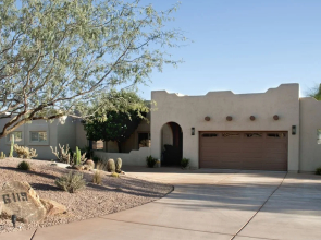 Casa Saguaro 4 Bedroom Home by RedAwning