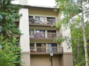 Townsend Place A205 2 Bedroom Condo by Redawning