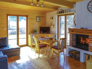 Family Friendly Kra Evec Lodge